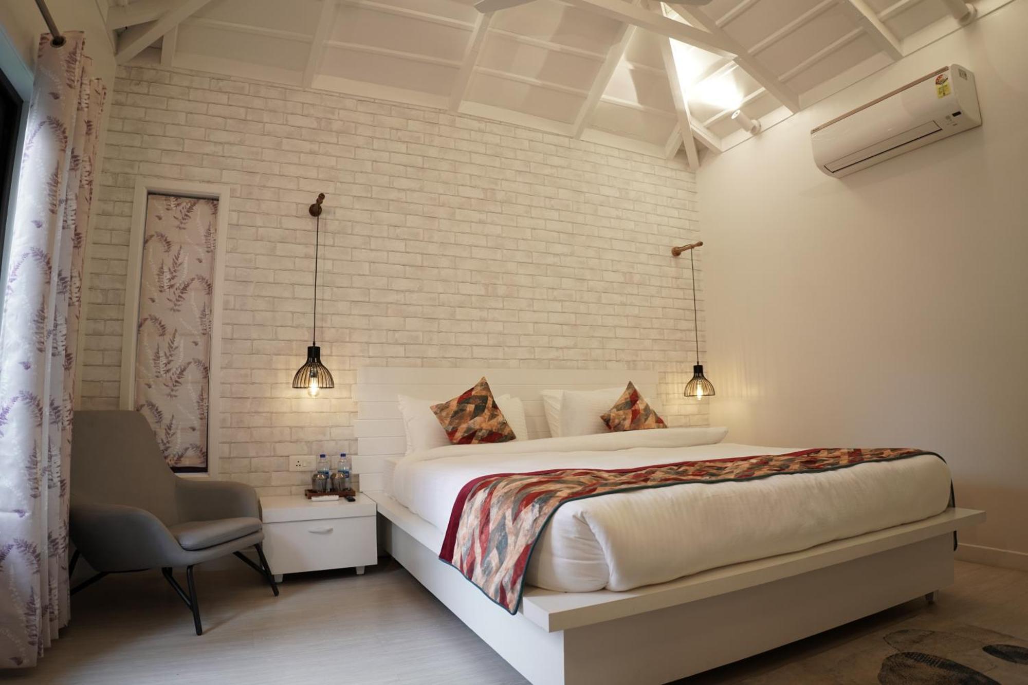 Whispering Pines Villa Bhīm Tāl Eksteriør bilde